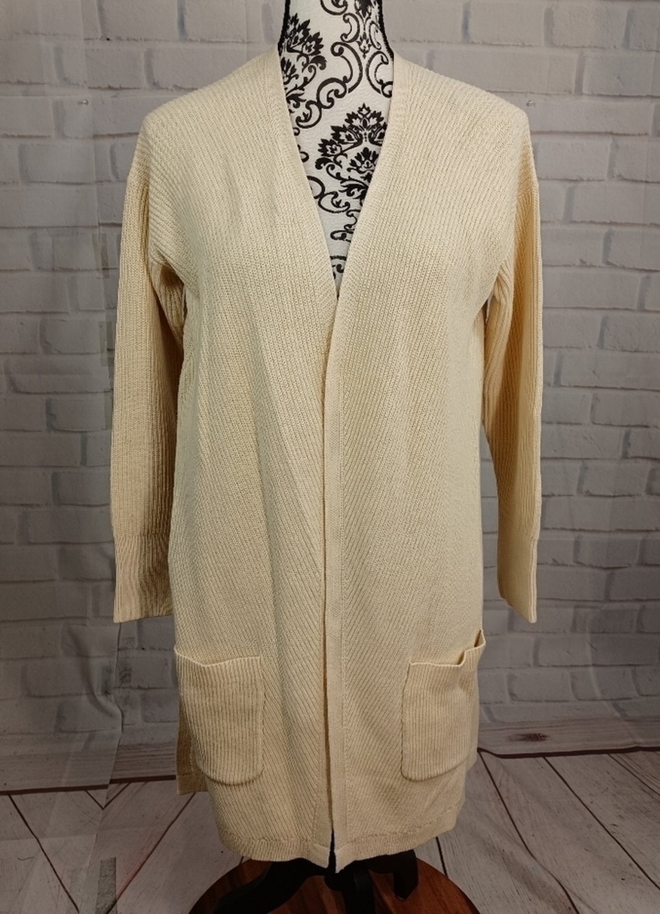 L L Bean women's long sleeve open front cardigan pockets stretch knit size s b32